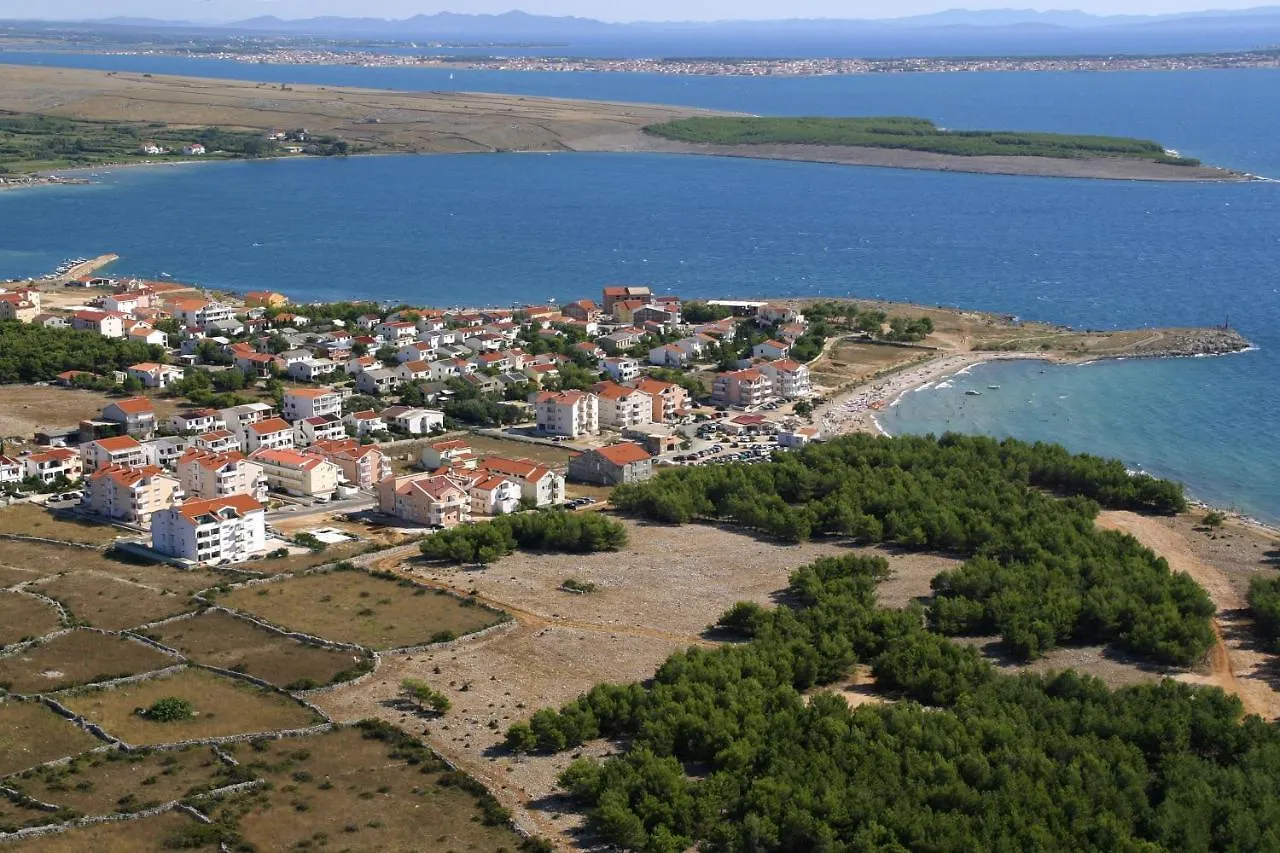 Apartment Povljana 6298B Croatia