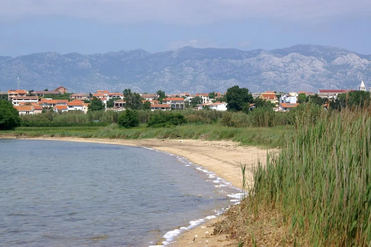Apartment Povljana 6298B 0*,  Croatia