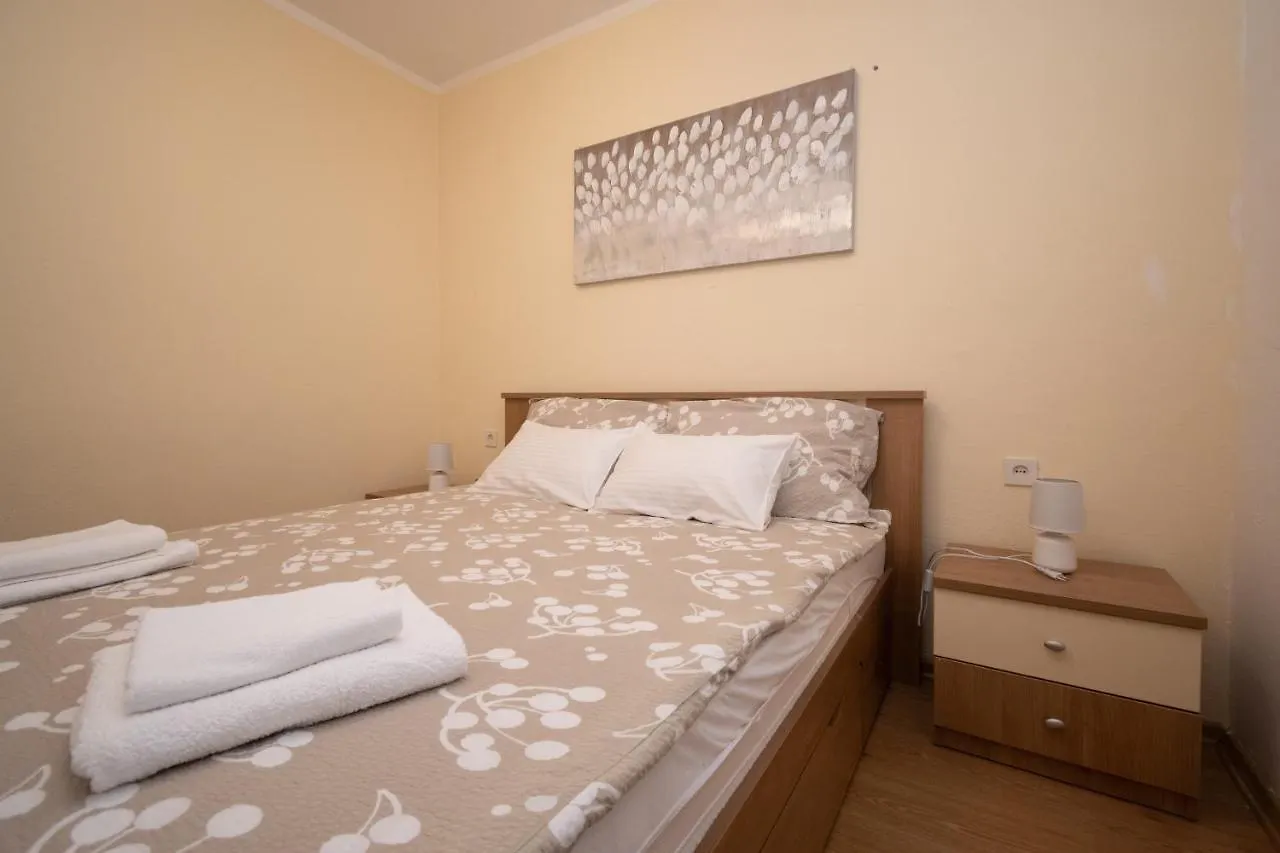 Apartment Povljana 6298B
